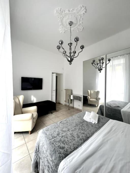 Hotel Virginia Apartaments - Stazione Termini Rom Eksteriør billede